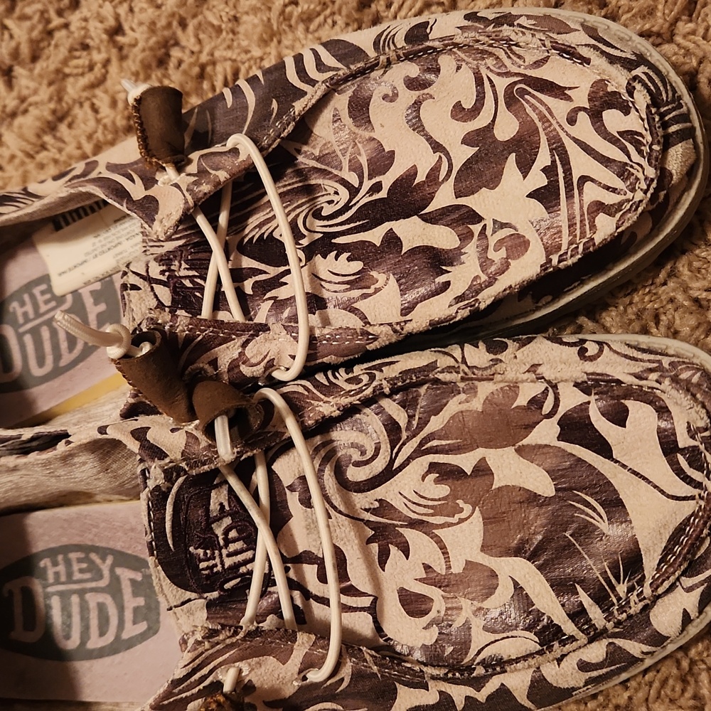 Hey Dude Patterned Casual Slip-on Shoes Womans Size 7 - Picture 7 of 15